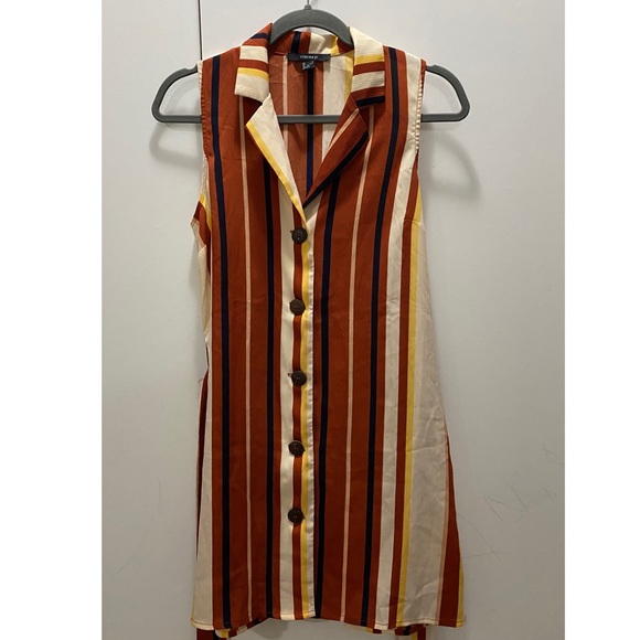 F21 sleeveless dress with belt - Picture 1 of 6